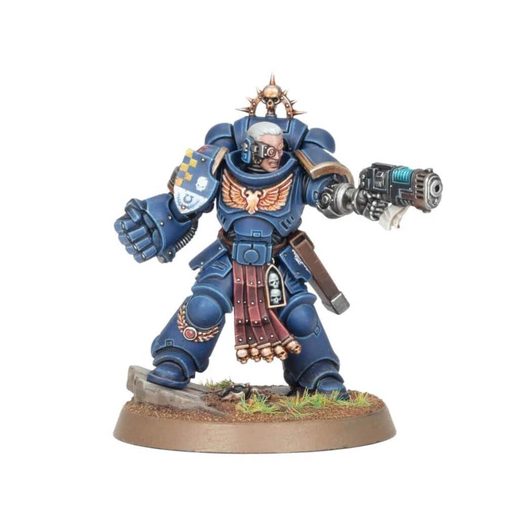 Games Workshop Warhammer 40K: Space Marines - Lieutenant - Lost City Toys