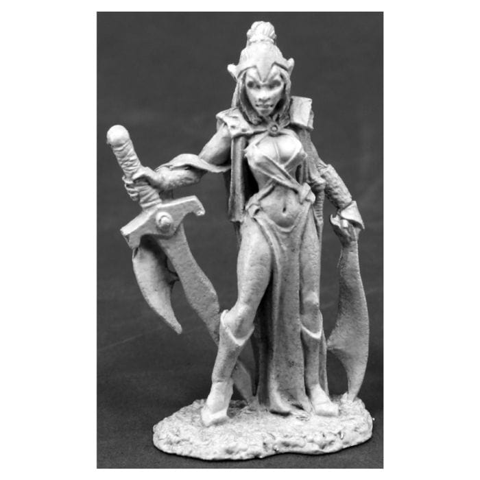 Reaper Miniatures Dark Heaven Legends: D'Mona, Female Vampire Warrior - Lost City Toys